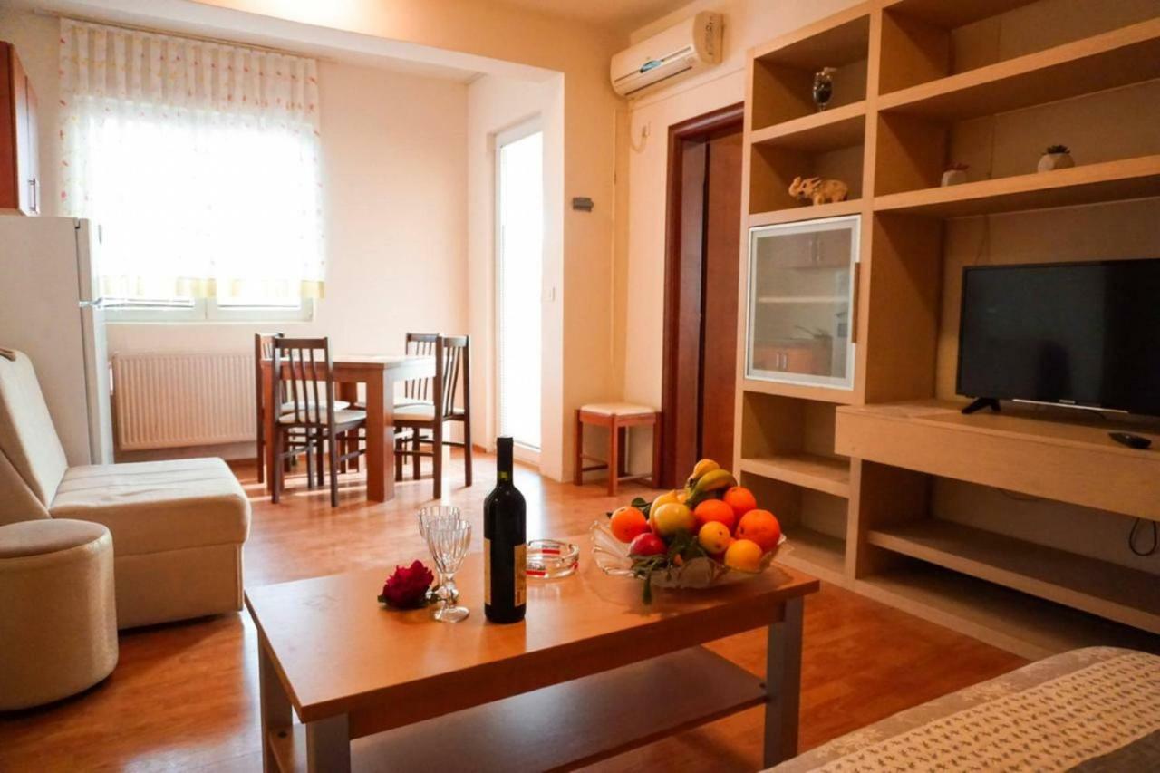 Residence Bella บุดวา ภายนอก รูปภาพ
